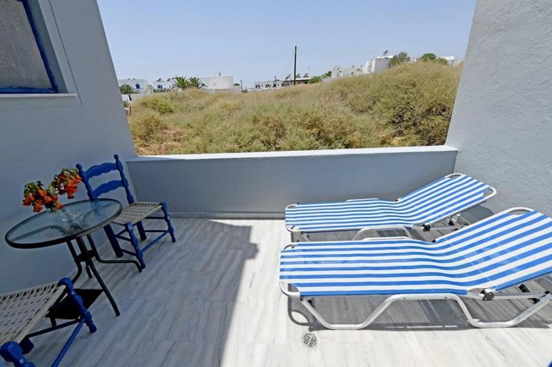Lunar Santorini Hotel Perissa  Exterior photo