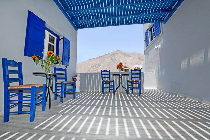 Lunar Santorini Hotel Perissa  Exterior photo