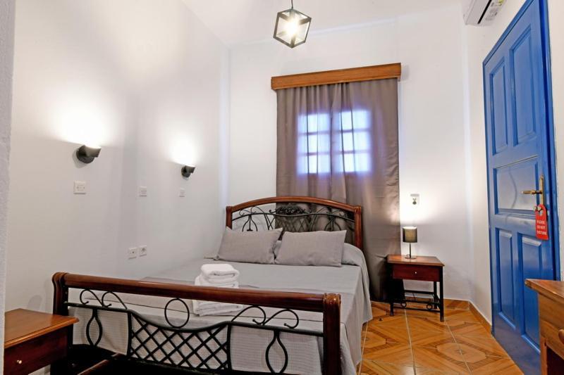 Lunar Santorini Hotel Perissa  Exterior photo