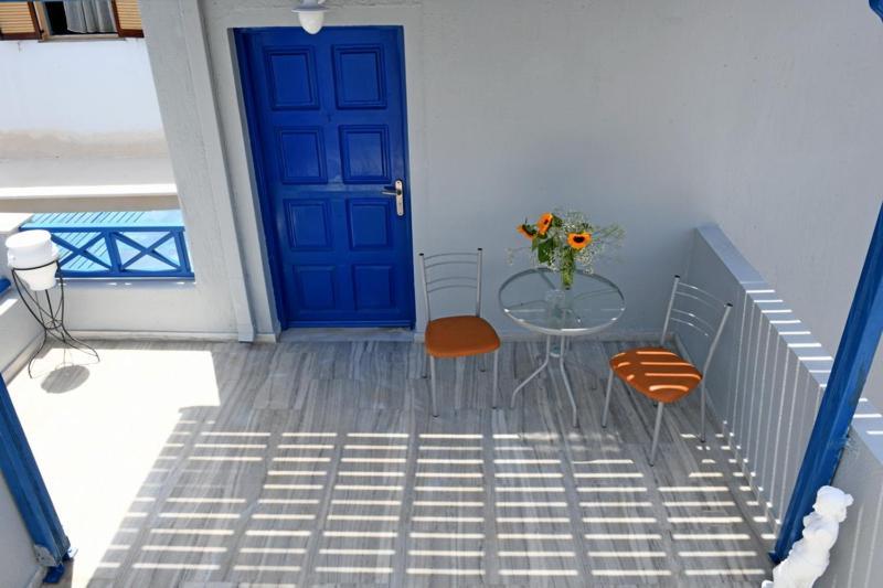 Lunar Santorini Hotel Perissa  Exterior photo